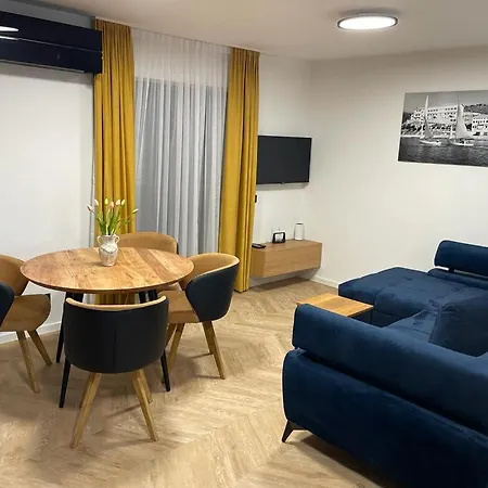 شقة Appartments Sara جادرانوفو