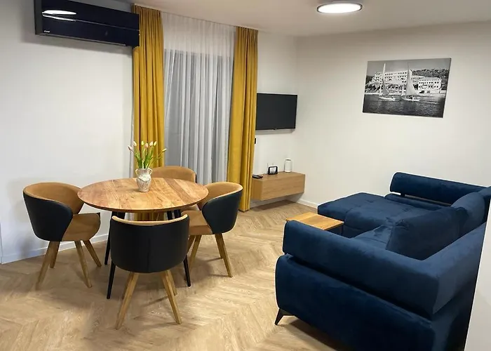 Apartamento Appartments Sara Jadranovo